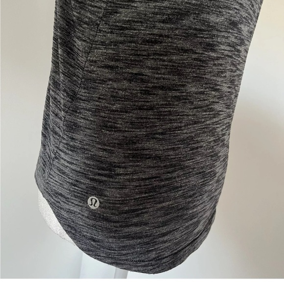Lululemon What The Sport Tee Heathered Black/ gray Sz 4 *K7 - Picture 5 of 6